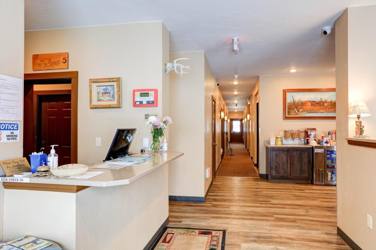 Wagon Wheel Hotel West Yellowstone Eksteriør bilde