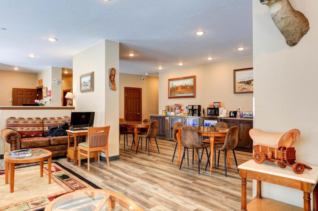 Wagon Wheel Hotel West Yellowstone Eksteriør bilde